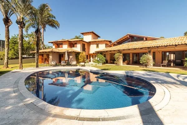 Tamboré 1 - casa exclusiva, com muita privacidade e infraestrutura completa