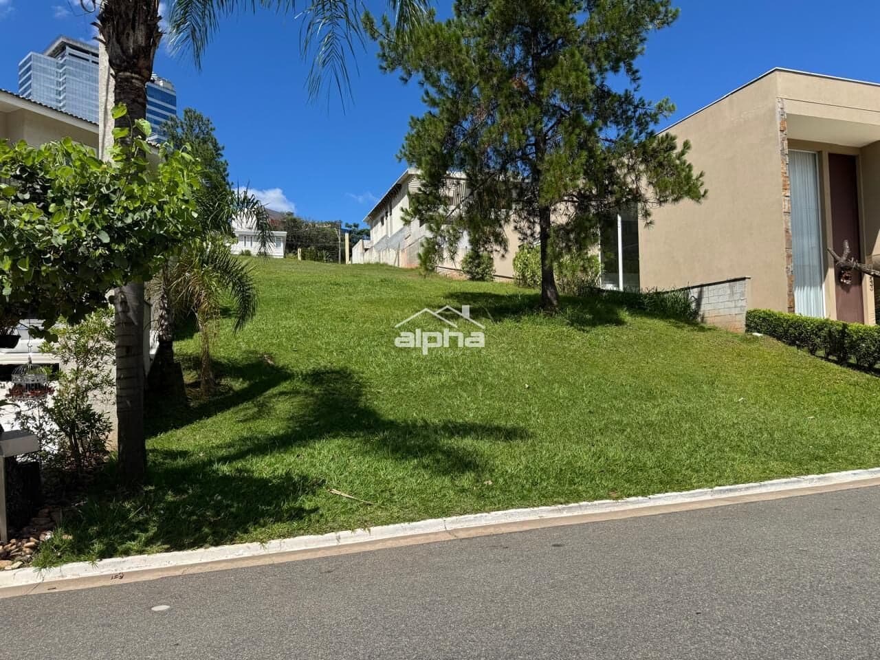 Lote/Terreno em Barueri - Alphaville