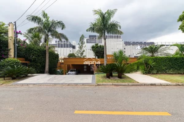 Casa de Condomínio em Barueri - Tamboré