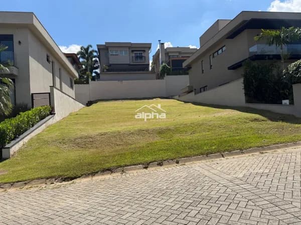 Lote/Terreno em Santana de Parnaíba - Tamboré