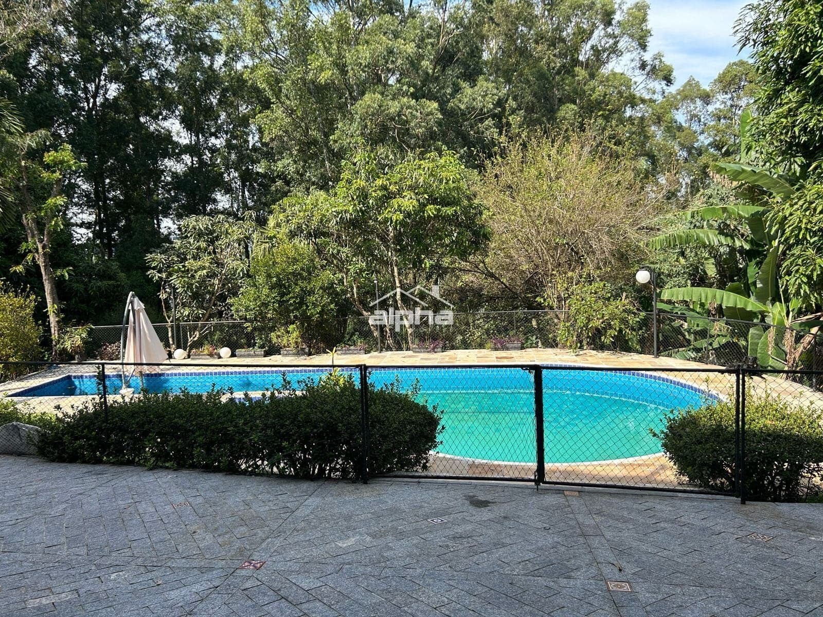 Casa de Condomínio em Barueri - Tamboré