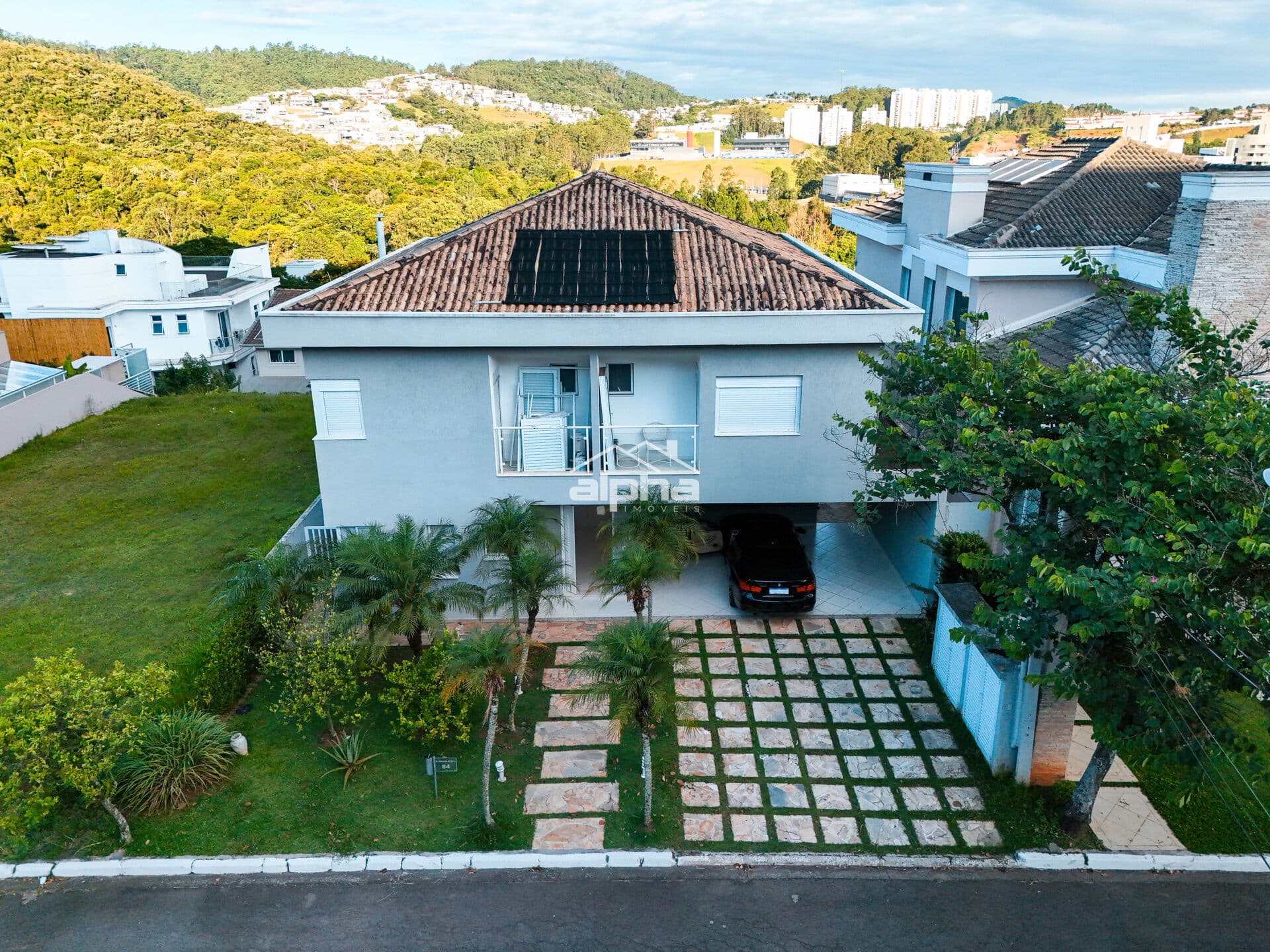 Casa de Condomínio em Santana de Parnaíba - Alphaville