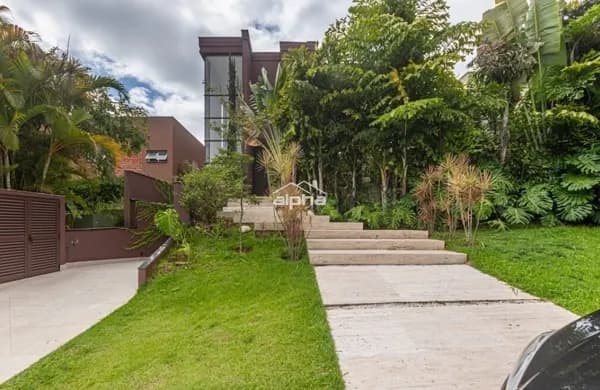 Casa de Condomínio em Santana de Parnaíba - Tamboré