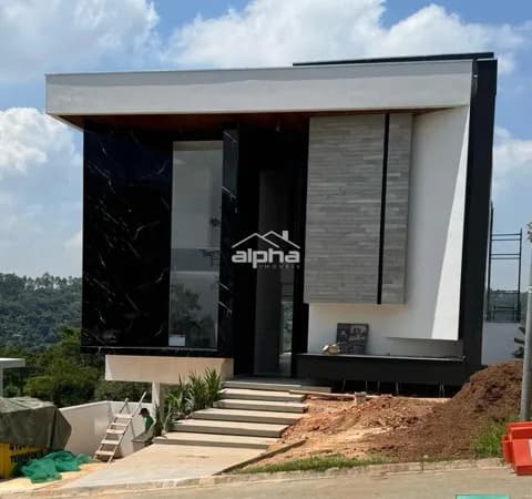 Casa de Condomínio em Santana de Parnaíba - Alphaville