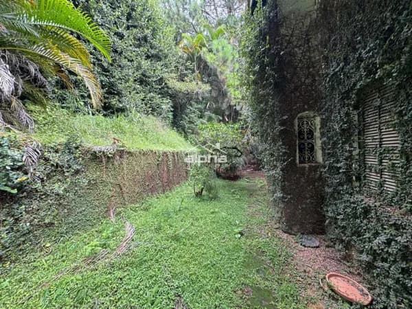 Casa de Condomínio em Barueri - Alphaville