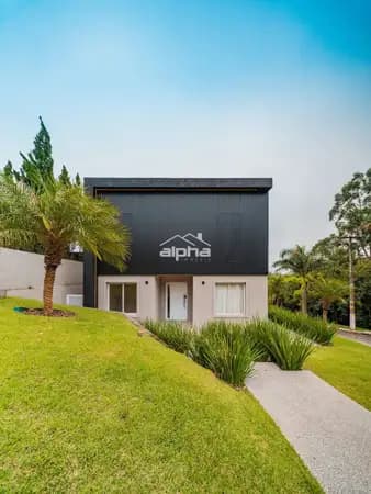 Casa de Condomínio em Santana de Parnaíba - Alphaville