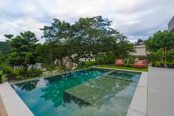 Casa de Condomínio em Santana de Parnaíba - Alphaville