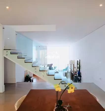 Casa de Condomínio em Santana de Parnaíba - Tamboré