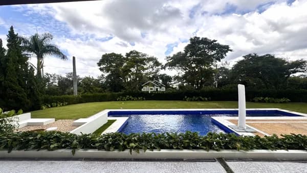 Casa de Condomínio em Santana de Parnaíba - Alphaville