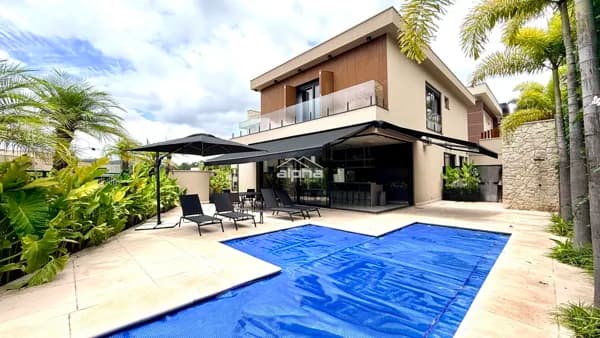 Casa de Condomínio em Santana de Parnaíba - Tamboré
