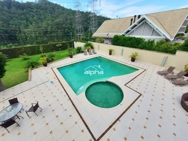 Casa de Condomínio em Barueri - Tamboré