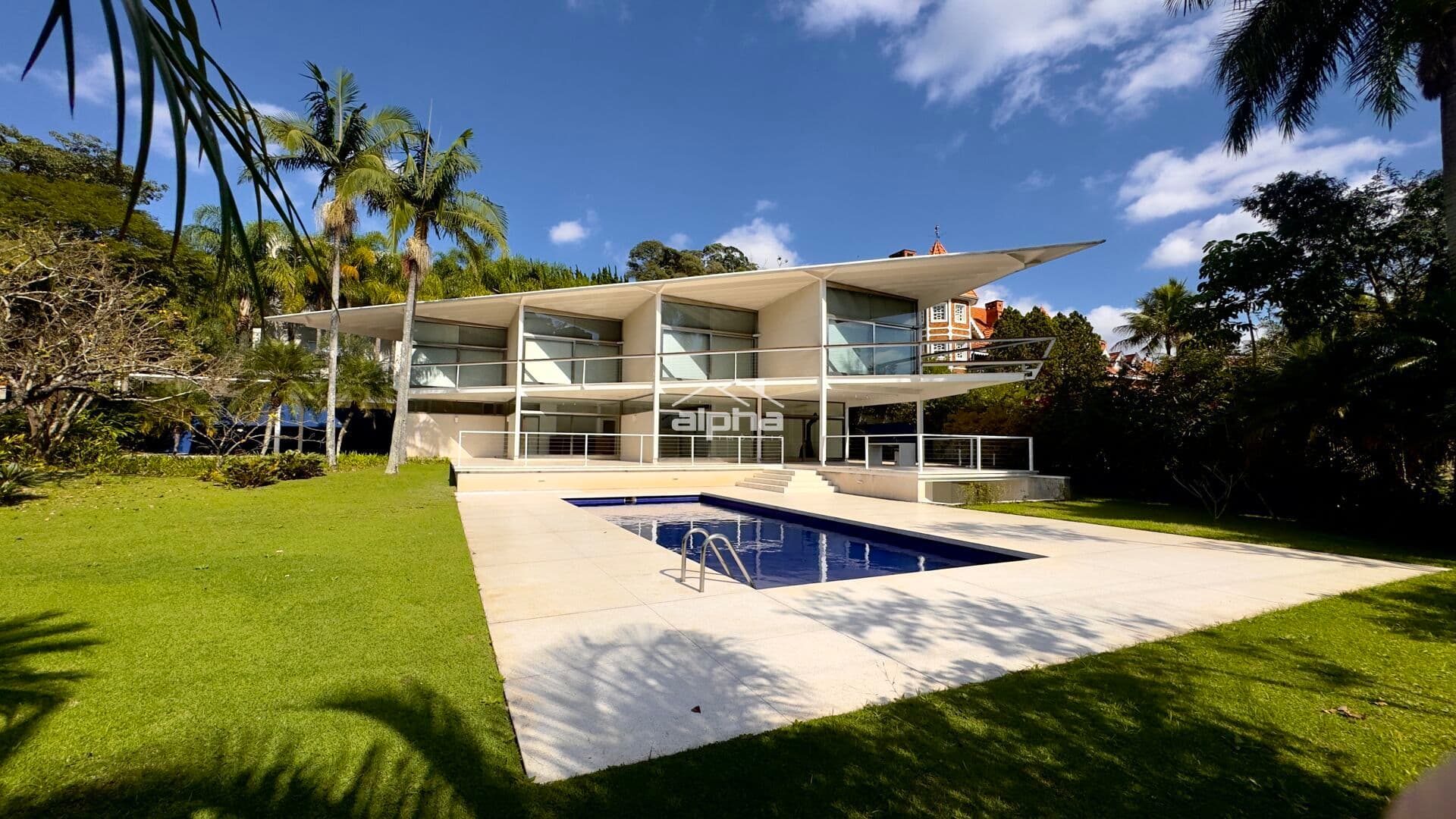 Casa de Condomínio em Barueri - Tamboré