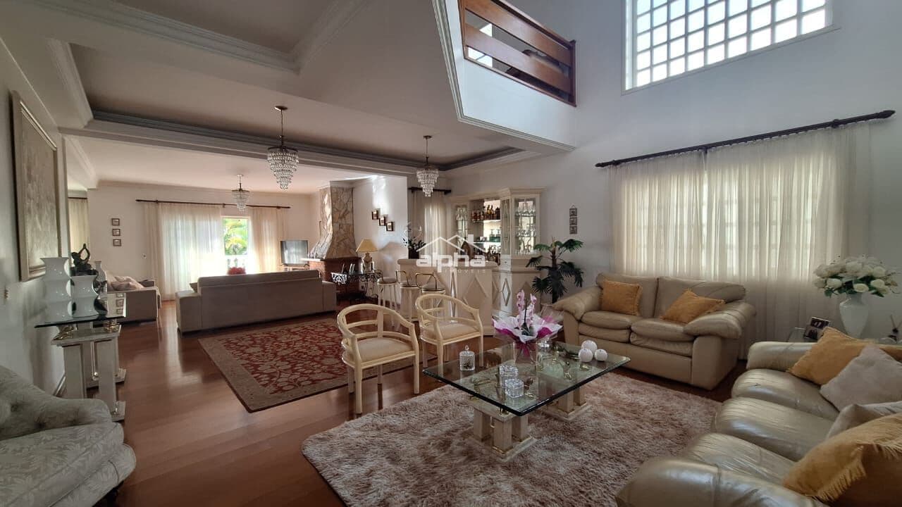 Casa de Condomínio em Santana de Parnaíba - Tamboré
