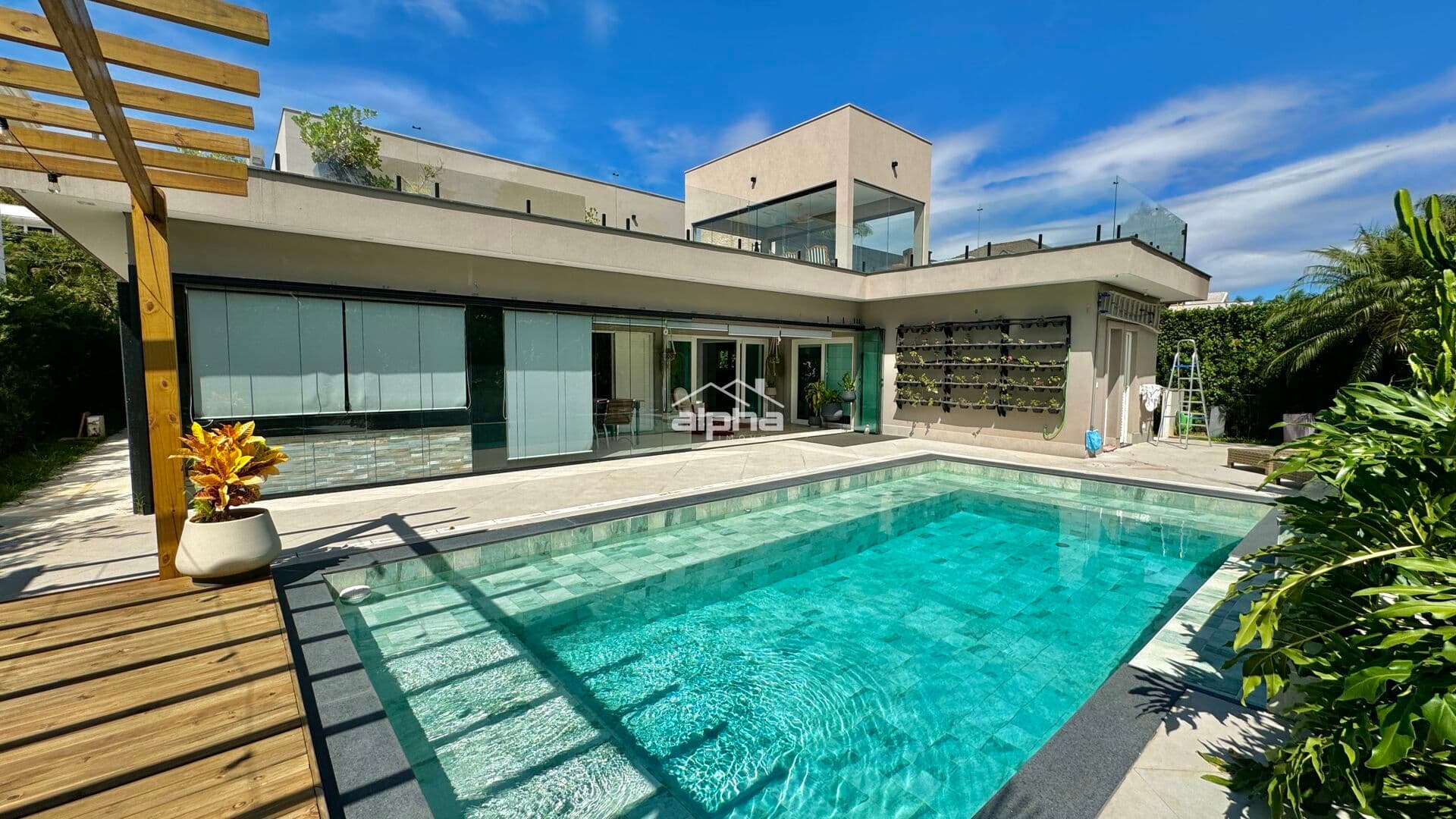 Excelente imóvel com maravilhoso rooftop!
