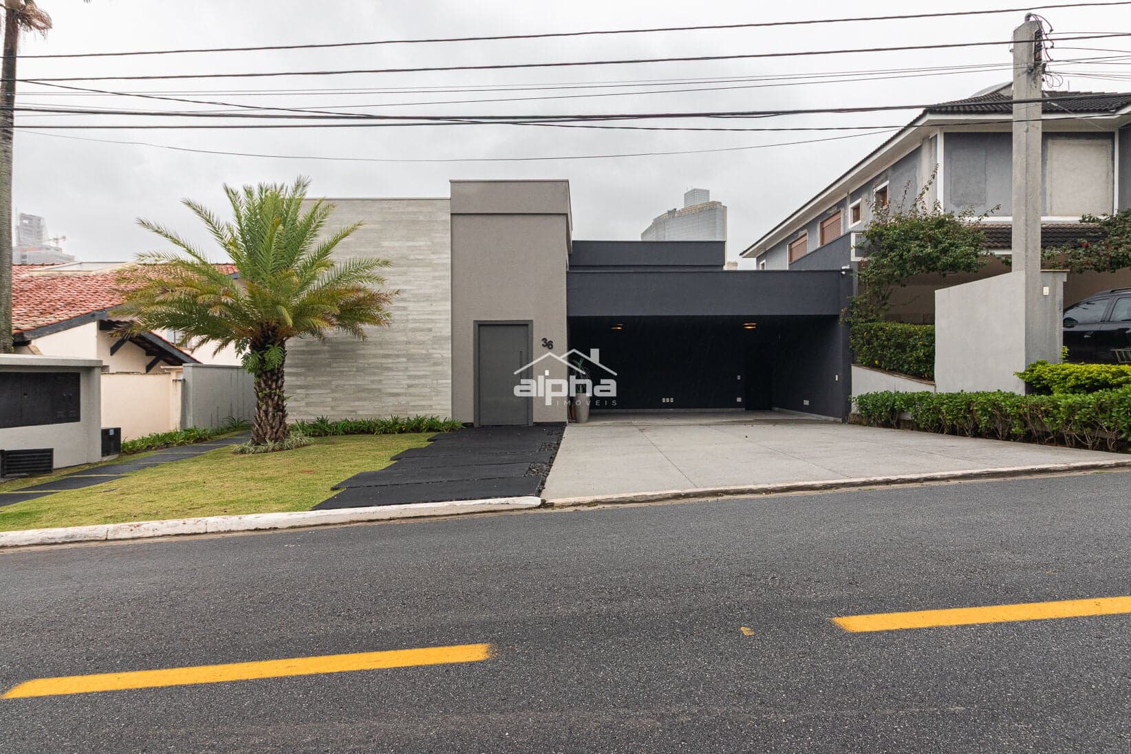 Casa de Condomínio em Barueri - Alphaville