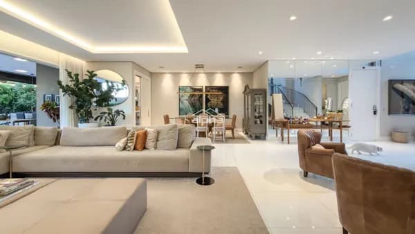 Casa de Condomínio em Santana de Parnaíba - Tamboré