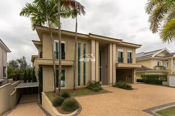 Casa de Condomínio em Santana de Parnaíba - Tamboré