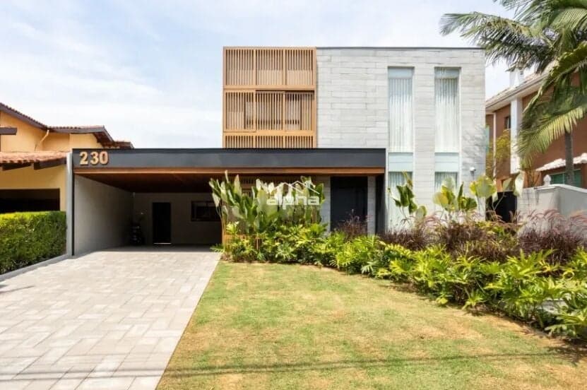 Casa de Condomínio em Barueri - Alphaville