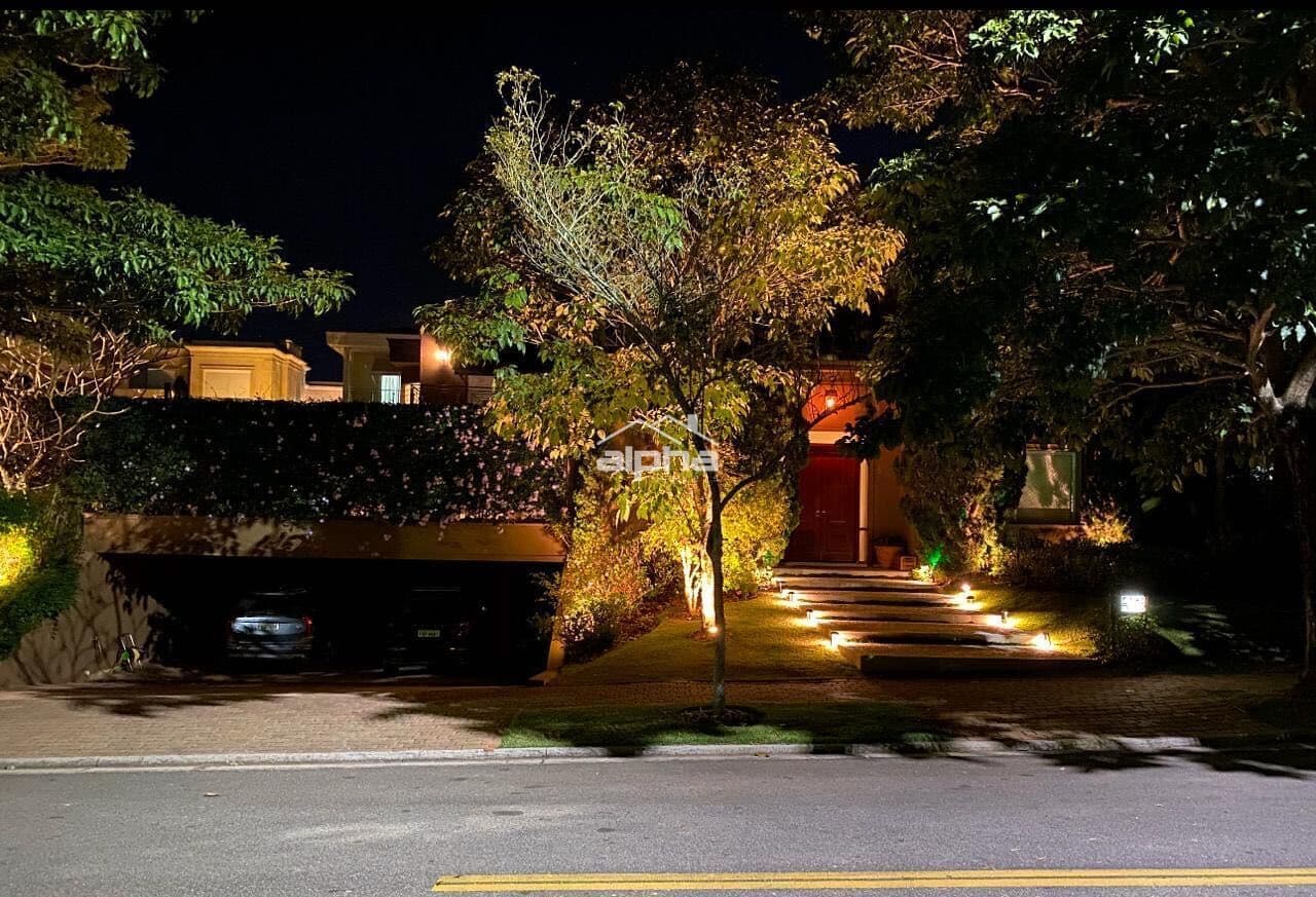 Casa de Condomínio em Santana de Parnaíba - Alphaville