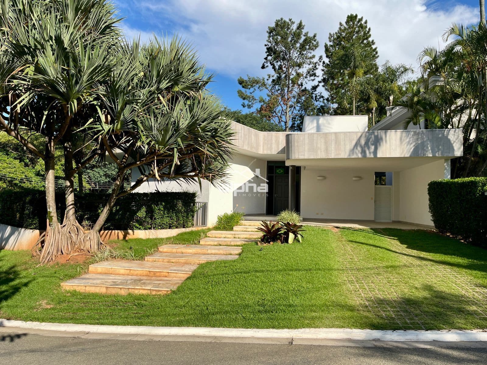 Casa de Condomínio em Barueri - Alphaville