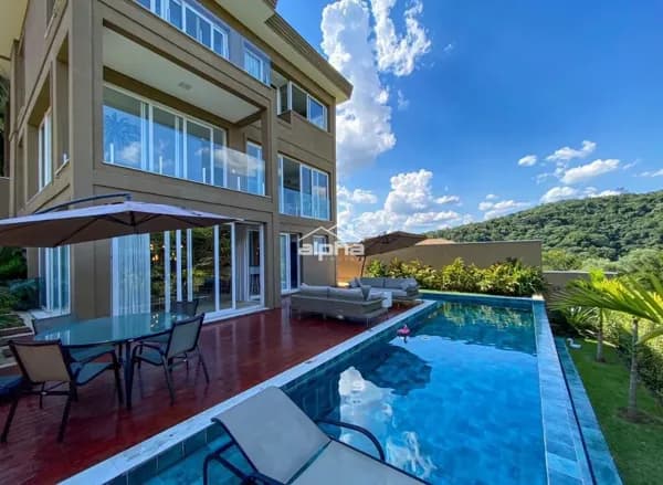 Casa de Condomínio em Santana de Parnaíba - Alphaville