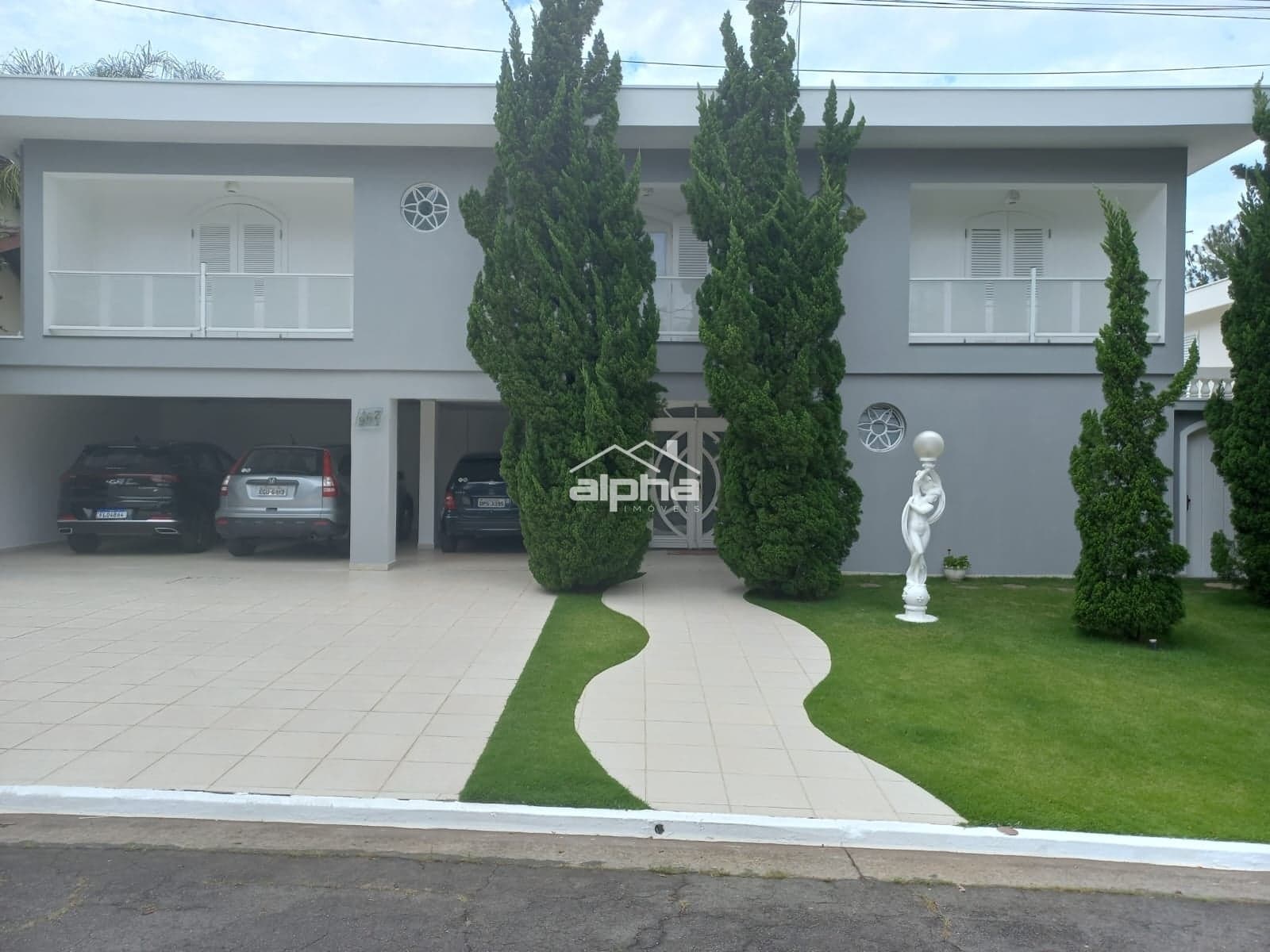 Casa de Condomínio em Santana de Parnaíba - Alphaville