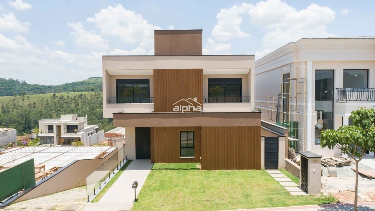 Casa em Condomínio Ithaye
