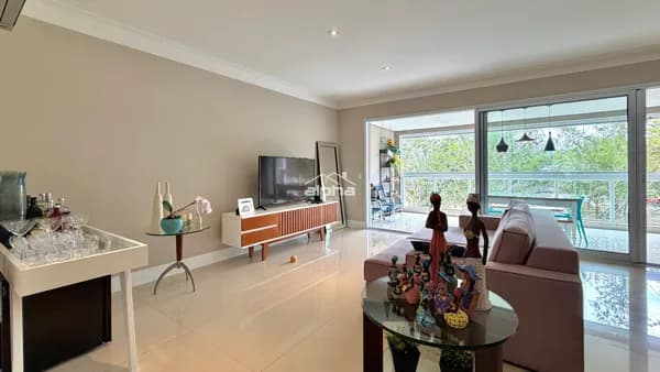 Ed. Verone - excelente apartamento, muito bem localizado!