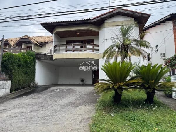 Casa de Condomínio em Santana de Parnaíba - Alphaville
