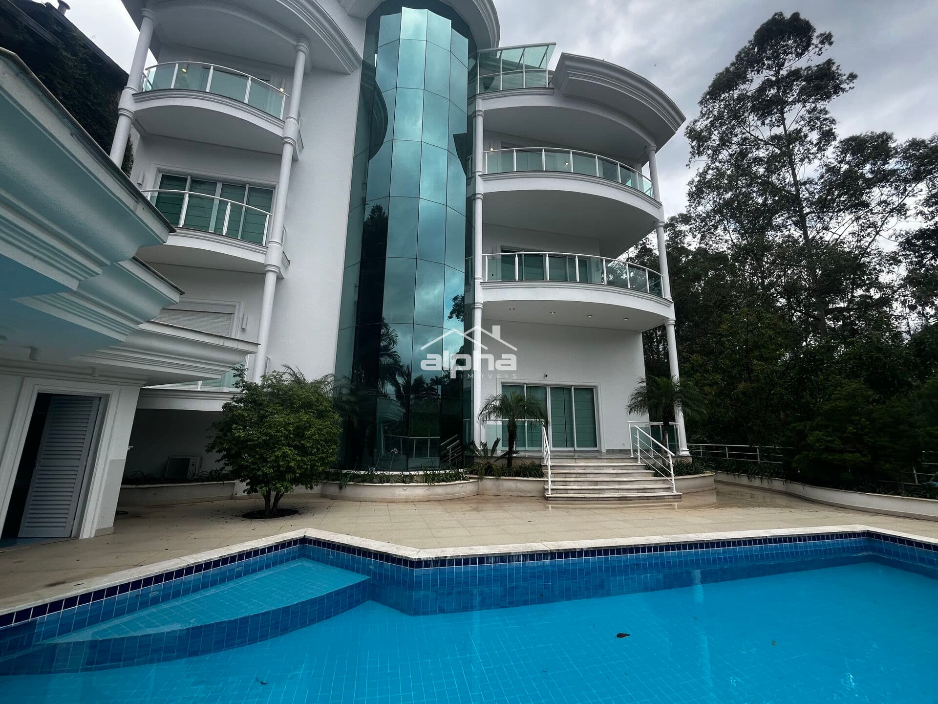 Casa de Condomínio em Santana de Parnaíba - Tamboré