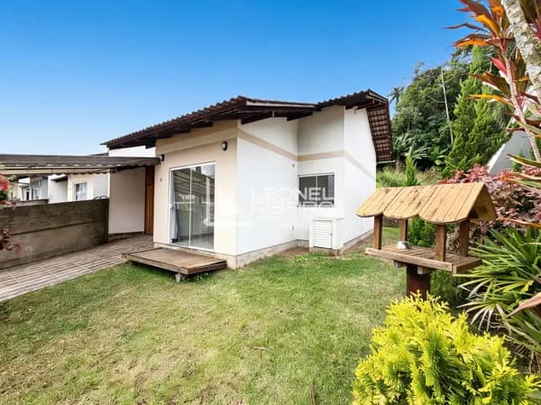 Casa com 2 dormitórios à venda, 74,30 m² no bairro Vila Germer em Timbó-SC