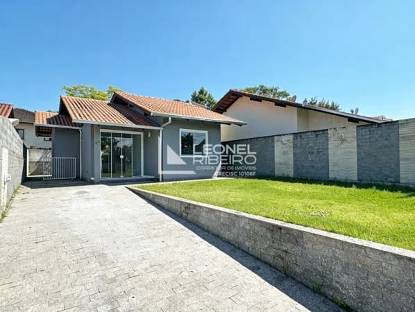 Casa com 2 dormitórios, 65,65 m² à venda no bairro Araponguinhas em Timbó - SC