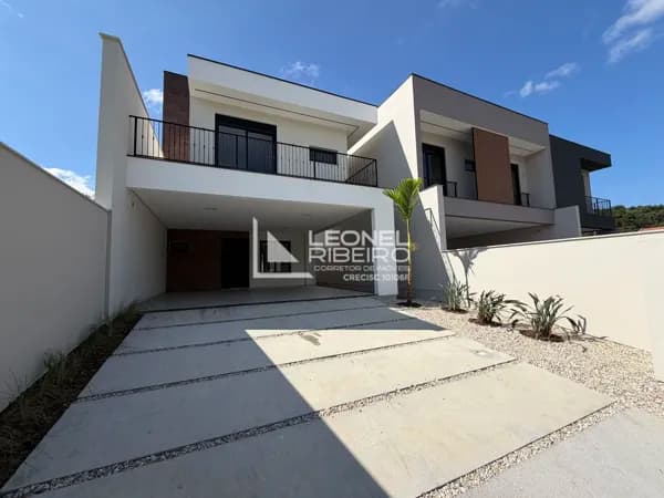 Casa Sobrado com 3 dormitórios suítes à venda, 160,79 m² no bairro Padre Martinho Stein - Timbó/SC