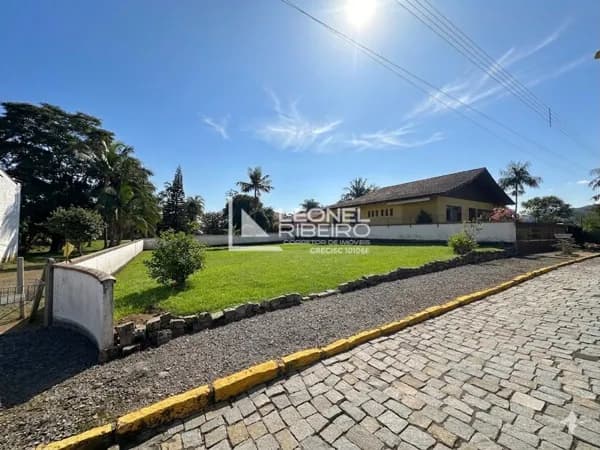 Terreno à venda, 476m² no bairro dos Estados em Timbó/SC
