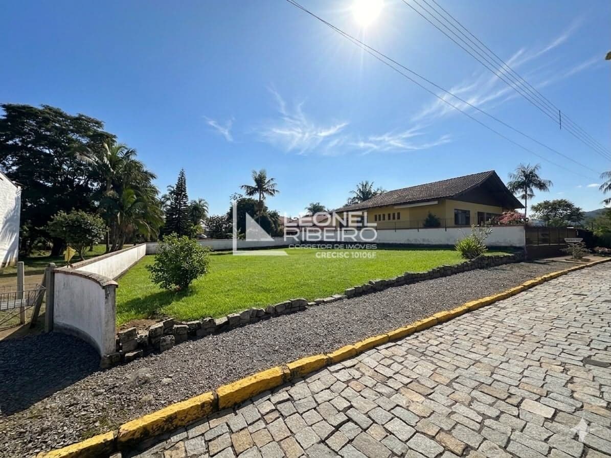 Terreno à venda, 476m² no bairro dos Estados em Timbó/SC