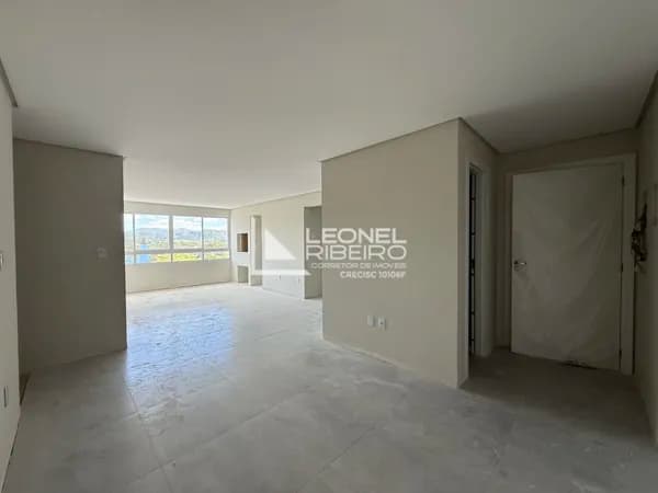 Apartamento à venda com 3 dormitórios, 93,05 m² no bairro Dos Estados em Timbó-SC