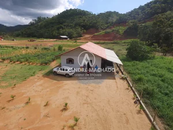 Chácara à venda no bairro Galera em Canelinha/SC