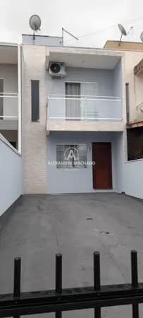 Casa à venda no bairro Rio Branco em Brusque/SC