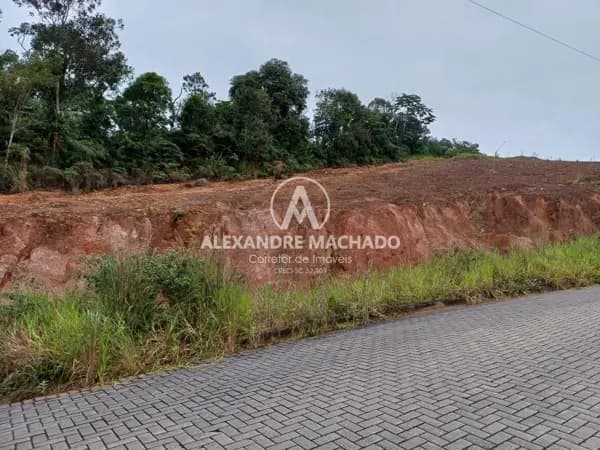 Terreno à venda no bairro Limeira em Brusque/SC