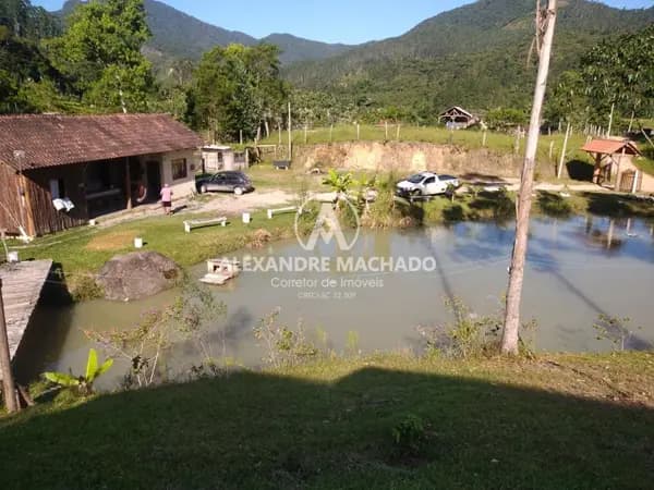 Chácara à venda no bairro Moura em Canelinha/SC
