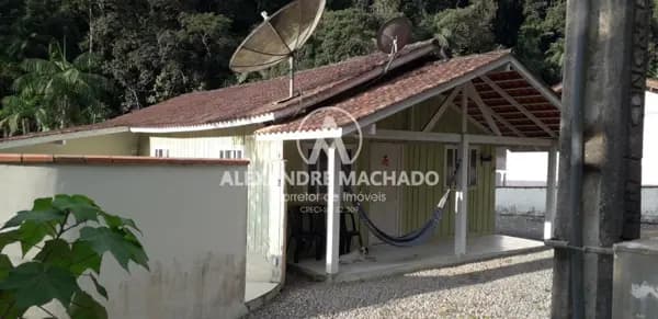 Casa à venda no bairro Dom Joaquim em Brusque/SC