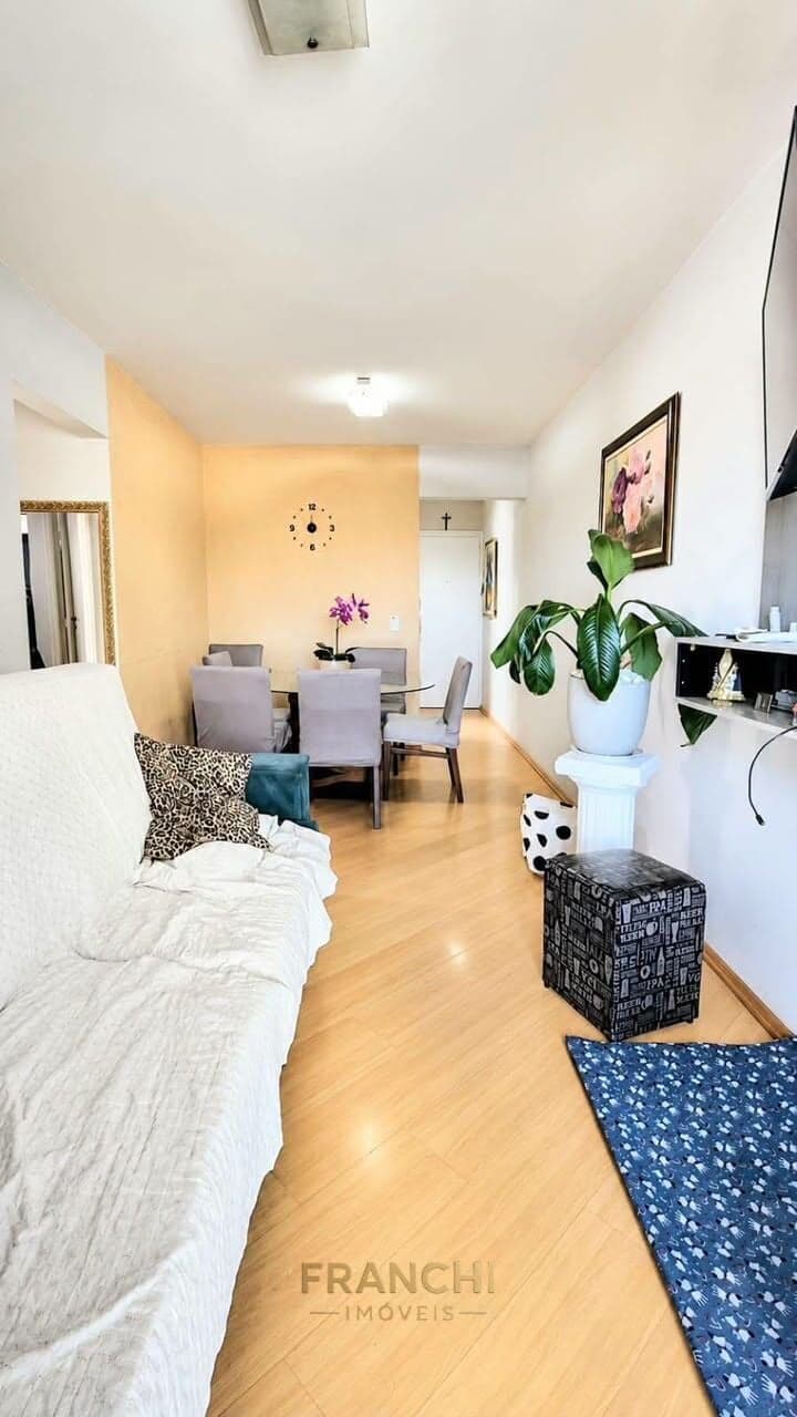 Apartamento 64 m² no Solar de Bragança | 2 Dorms • Suíte • 2 Vagas + Depósito | Próx. Shopping Anália Franco