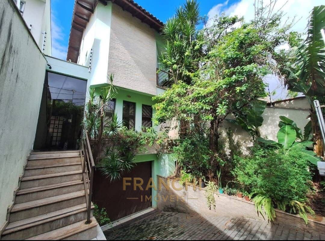 Sobrado com piscina a venda na vila formosa