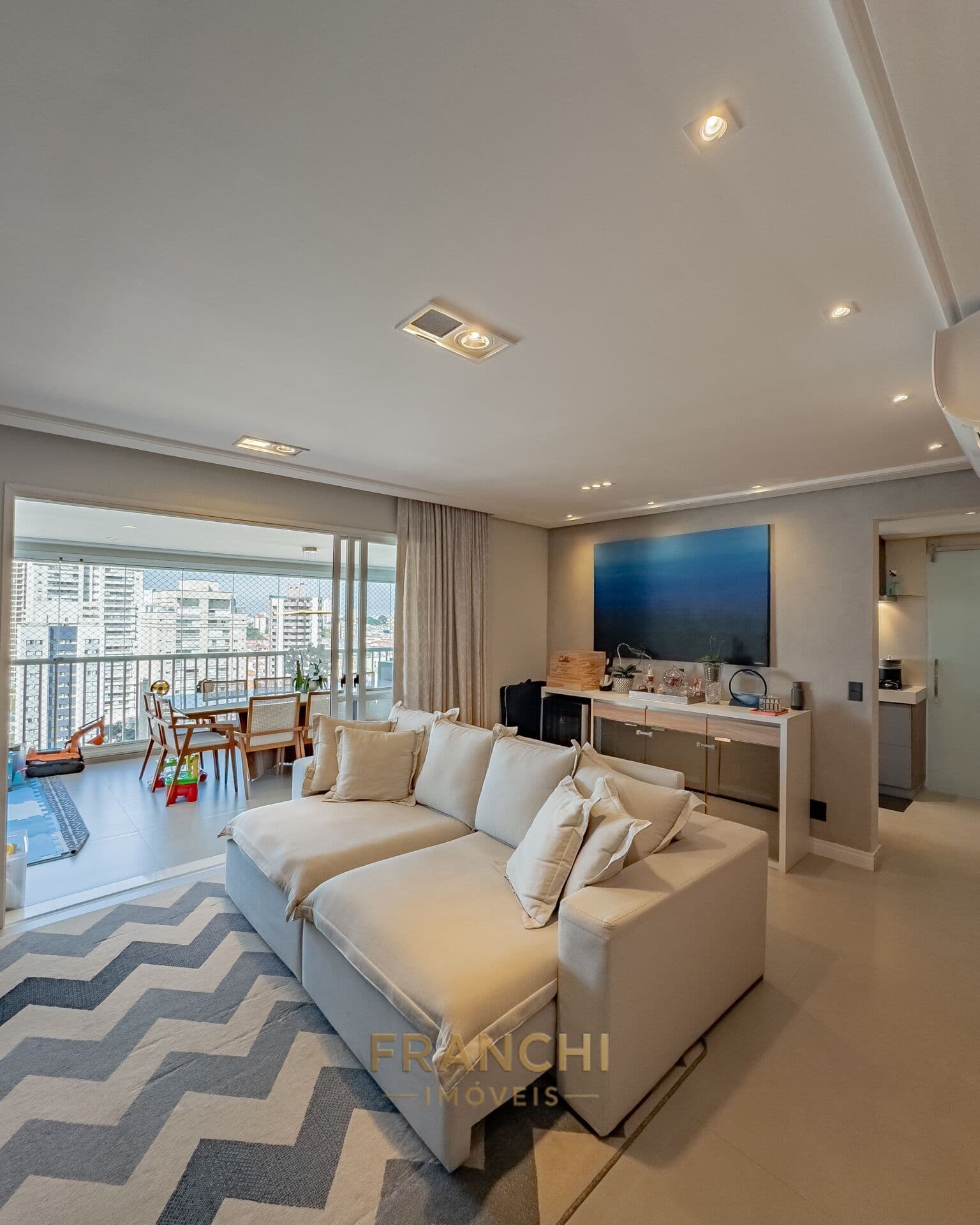 TATUAPÉ | PORTEIRA FECHADA, 137M² E VARANDA GOURMET
