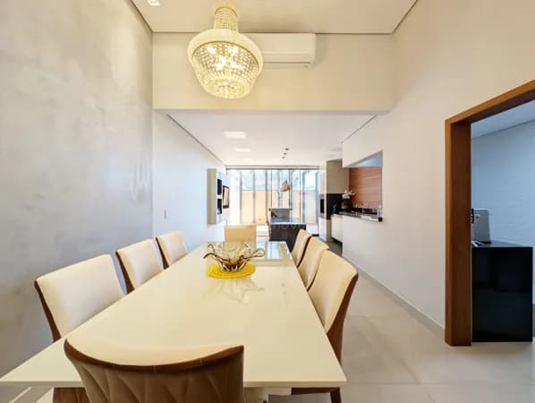 Casa em condomínio 3 Dormitório , 01 suíte à venda, 180.00m² no Royal Forest - Gleba Palhano, Londrina