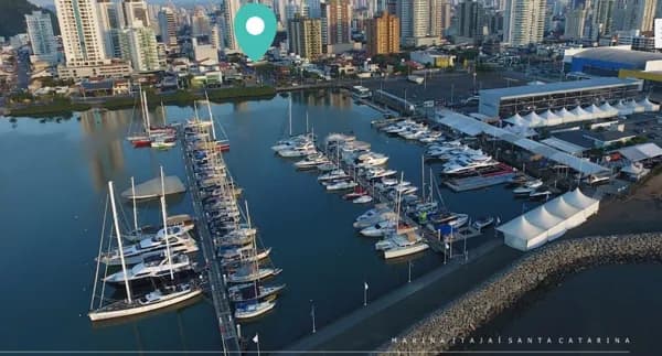Marina Bay Residence - More próximo a Marina de Itajaí