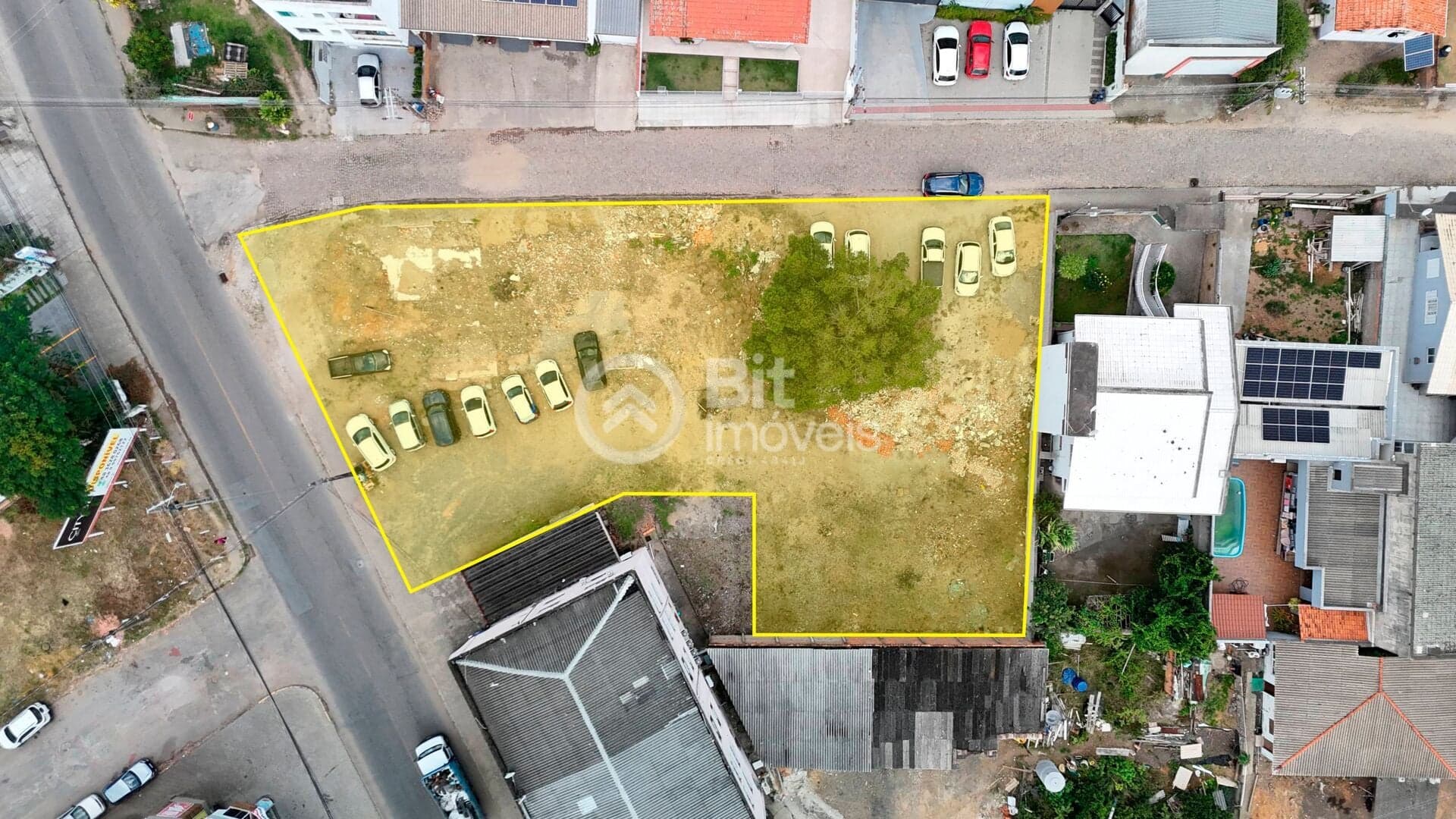 TERRENO NO BAIRRO MORROTES