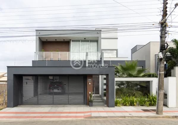 CASA ALTO PADRÃO SEMIMOBILIADA