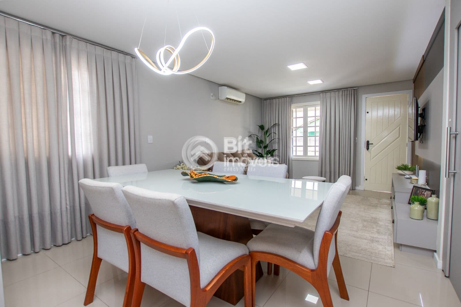 CASA PRÓXIMO AO FAROL SHOPPING