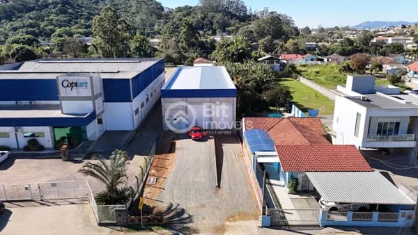Galpão/Depósito/Armazém em Tubarão - São João (Margem Direita)